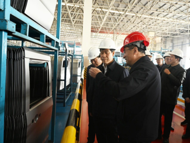 长治市委副书记、代市长陈向阳一行到williamhill官网调研