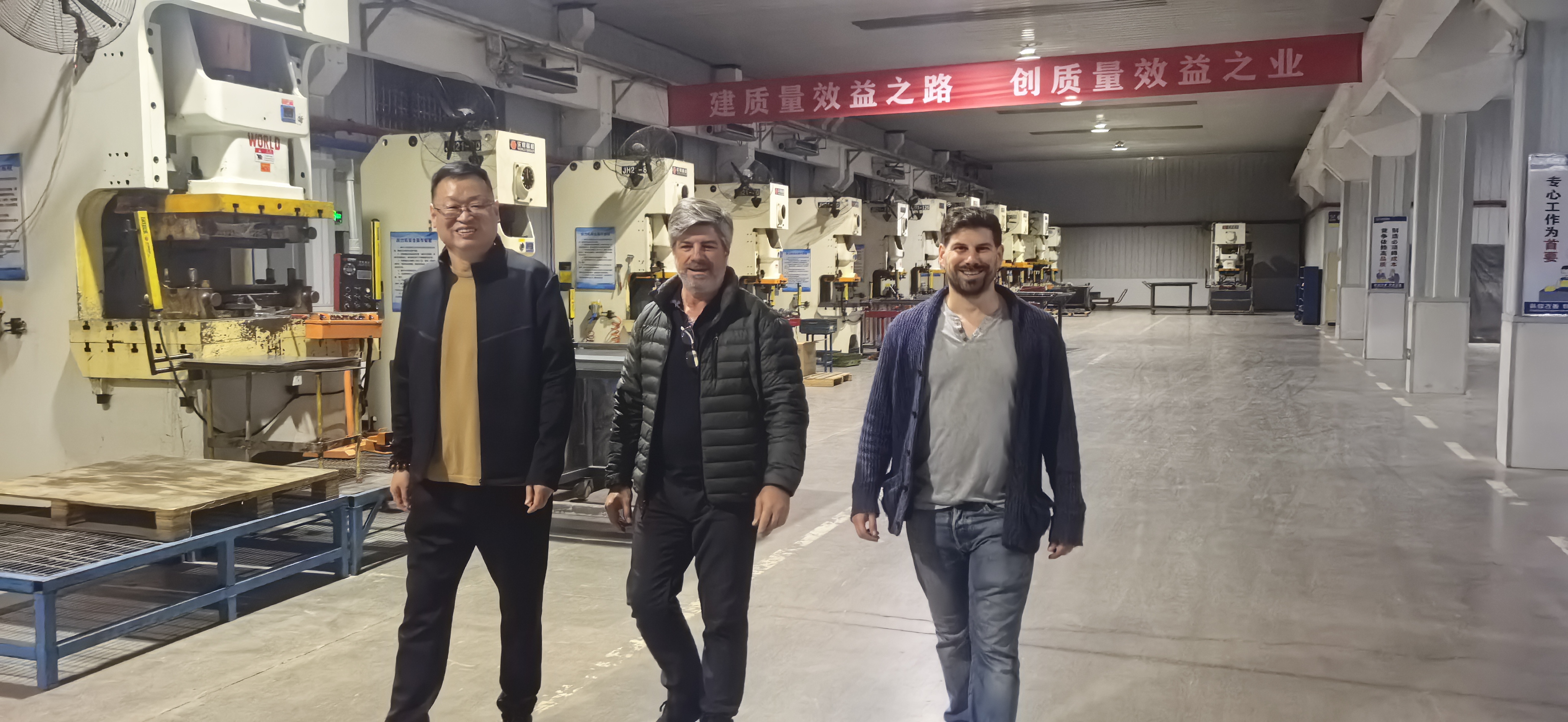 山西成功淮海发动机公司迎接乌拉圭客户 签订长期合作协议